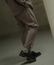 ドレープポリトロ裾スリットテーパードパンツ