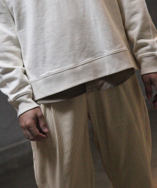 NILWAY（ニルウェイ）の「ドレープポリトロ裾スリットテーパードパンツ（その他パンツ・メンズ・ブラック/ベージュ/ブラウン/ブラック系その他/ベージュ系その他/レッド系その他/グレイッシュベージュ/アイボリー・MEDIUM/LARGE/X-LARGE）」の9枚目の写真