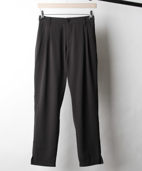 NILWAY（ニルウェイ）の「ドレープポリトロ裾スリットテーパードパンツ（その他パンツ・メンズ・ブラック/ベージュ/ブラウン/ブラック系その他/ベージュ系その他/レッド系その他/グレイッシュベージュ/アイボリー・MEDIUM/LARGE/X-LARGE）」の21枚目の写真