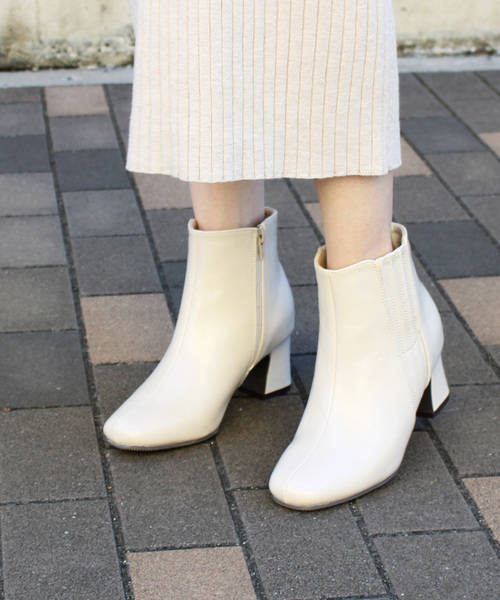 VIVIAN(ヴィヴィアン)の「シークレットサイドゴアショートブーツ(ブーツ・レディース・ブラック/ブラウン/アイボリー/ウッド・LL/S/M/L)」の2枚目の写真