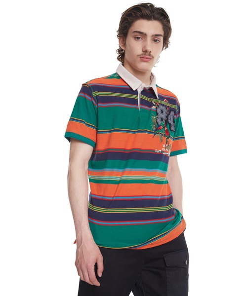 Desigual(デシグアル)の「オウム入りグリーン&オレンジストライプポロシャツ(ポロシャツ・メンズ・オレンジ・M/3L/S/L/2L)」の1枚目の写真