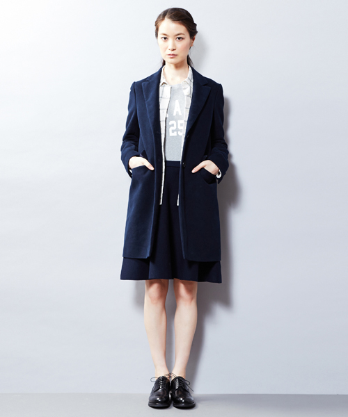 UNITED ARROWS（ユナイテッドアローズ）の「UAW C M/SKN チェスターコート† ◆（チェスターコート・レディース・ネイビー/ベージュ・40/36/38）」の2枚目の写真