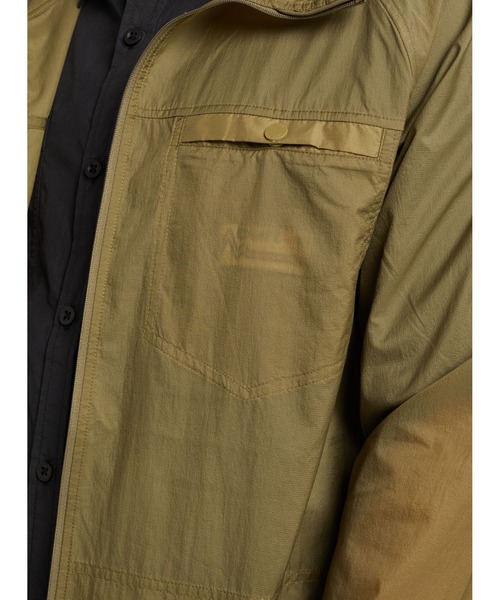 BURTON（バートン）の「撥水素材 パッカブル仕様  ウィンドブレーカー（ナイロンジャケット・メンズ・オリーブ/パープル/オレンジ/ブラック・S/M/L）」の8枚目の写真