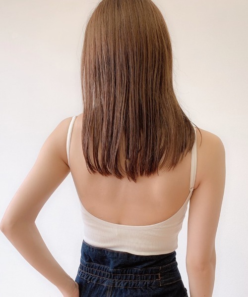 VANNIE U（ヴァニーユー）の「バックオープンカップ付きキャミソール（キャミソール・レディース・ベージュ/ブラック/ホワイト/ブラウン/モカ・FREE）」の2枚目の写真