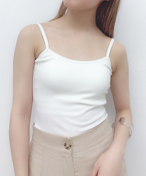 VANNIE U（ヴァニーユー）の「バックオープンカップ付きキャミソール（キャミソール・レディース・ベージュ/ブラック/ホワイト/ブラウン/モカ・FREE）」の10枚目の写真