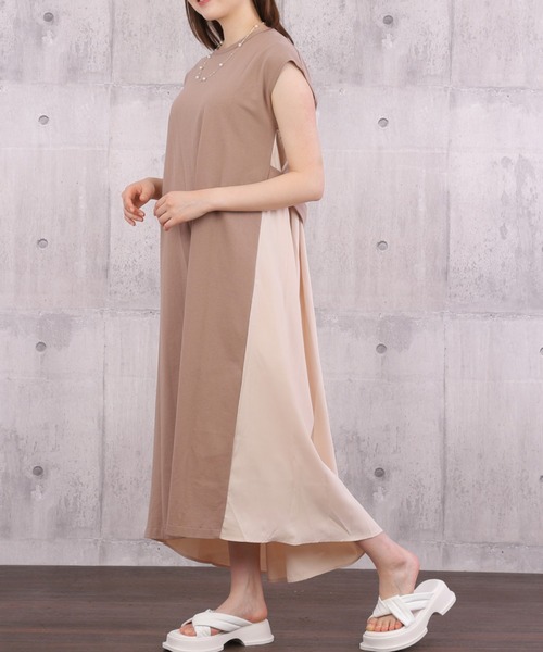 Coo+i(クーイ)の「異素材バックプリーツワンピース(ワンピース・レディース・モカ/カーキ/ブラック/ネイビー/グレー/チャコールグレー×ブラック/ベージュ/チャコールグレー/グレー系その他・FREE)」の22枚目の写真