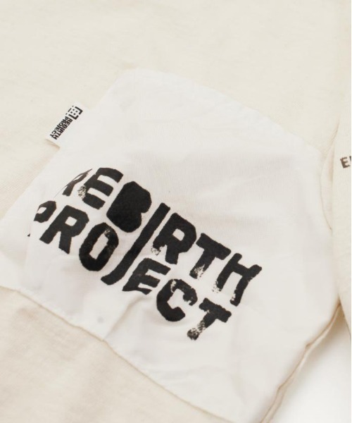 DENIM DUNGAREE(デニムダンガリー)の「REBIRTH PROJECT/DENIM DUNGAREE/リバースプロジェクト/デニムダンガリー 【AIRBACK/エアバック】ヴィンテージオーガニックコットントンプキン天竺Tシャツ(S、Mサイズ)(Tシャツ/カットソー・レディース・ホワイト・1/2)」の3枚目の写真