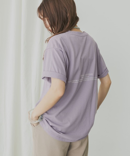 KBF+（ケービーエフプラス）の「KBF+　MRバックプリントTシャツ（Tシャツ/カットソー・レディース・ブラック/パープル/オフホワイト・ONE）」の4枚目の写真