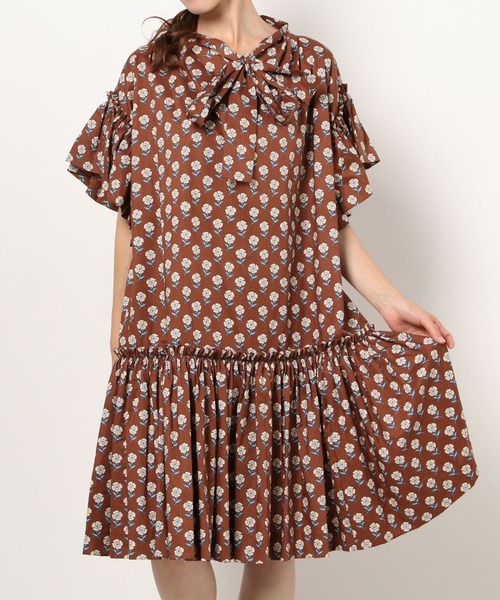 フラワープリント ティアードドレス ワンピース Vivienne Westwood ヴィヴィアンウエストウッド のファッション通販 Zozotown