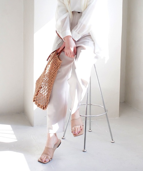 AmiAmi（アミアミ）の「メッシュフラットトングサンダル（サンダル・レディース・ベージュ/アイボリー/ブラック・LL/S/M/L）」の4枚目の写真