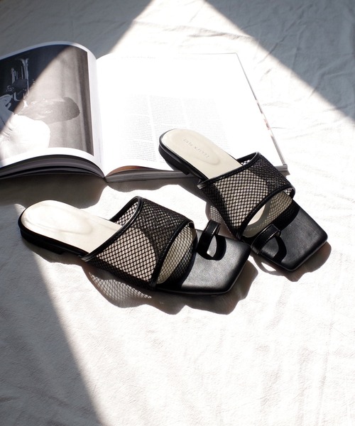 AmiAmi（アミアミ）の「メッシュフラットトングサンダル（サンダル・レディース・ベージュ/アイボリー/ブラック・LL/S/M/L）」の19枚目の写真