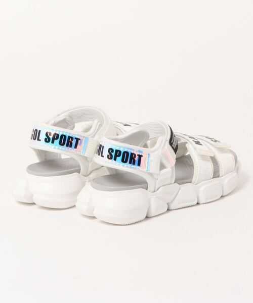KANGOL SPORT（カンゴールスポーツ）の「《KANGOL SPORT》ジュニアサンダルベルクロタイプ（サンダル・キッズ・ブラック/ホワイト・19.0cm/20.0cm/21.0cm/22.0cm/23.0cm）」の4枚目の写真