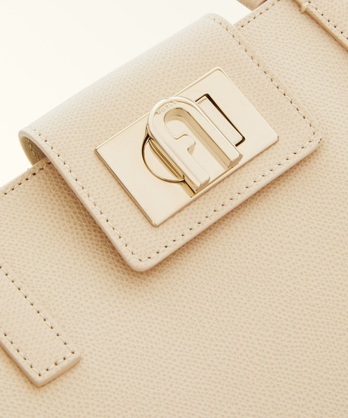 FURLA(フルラ)の「フルラ 1927 (Furla 1927) トートバッグ L(トートバッグ・レディース・ブラック/ベージュ・ONE SIZE)」の13枚目の写真