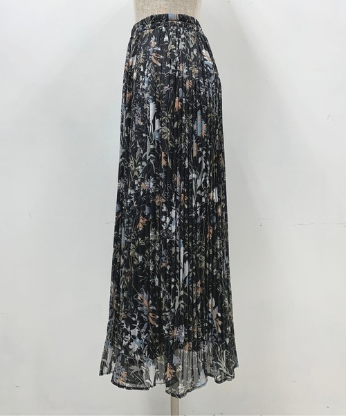 PICCIN（ピッチン）の「シアーボタニカルプリーツスカート（スカート・レディース・ブラック/ラベンダー/グレイッシュベージュ・M/L）」の11枚目の写真
