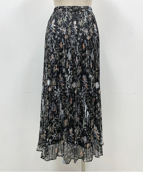 PICCIN（ピッチン）の「シアーボタニカルプリーツスカート（スカート・レディース・ブラック/ラベンダー/グレイッシュベージュ・M/L）」の10枚目の写真