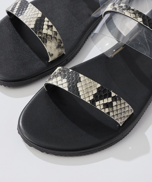 un dix cors（アンディコール）の「【Dell’Arte(デラールテ)】パイソン柄ダブルベルトサンダル（サンダル・レディース・ベージュ・38/37）」の3枚目の写真