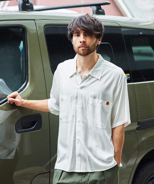 UNIVERSAL OVERALL(ユニバーサルオーバーオール)の「UNIVERSAL OVERALL OPEN COLLAR SHIRT (ユニバーサルオーバーオール オープンカラーシャツ)(3colors)(Unisex)(U2113168)(シャツ/ブラウス・メンズ・ブラック/ホワイト/ミント・L/M/S/XL)」の2枚目の写真