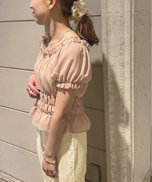 apres jour clair（アプレジュールクレア）の「【apres jour clair】シフォンギャザーブラウス【ZOZOTOWN限定アイテム】（シャツ/ブラウス・レディース・ピンクベージュ/アイボリー/モカ・X-LARGE/フリー）」の22枚目の写真