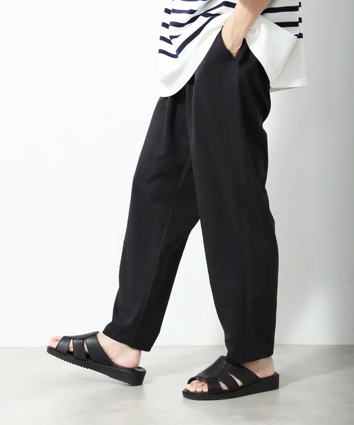 JOURNAL STANDARD relume（ジャーナルスタンダード　レリューム）の「TEC AIR プレーンイージーパンツ（スラックス・メンズ・ネイビー/ブラック/グレー/ベージュ・MEDIUM/LARGE）」の5枚目の写真