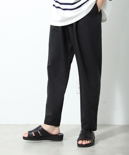 JOURNAL STANDARD relume（ジャーナルスタンダード　レリューム）の「TEC AIR プレーンイージーパンツ（スラックス・メンズ・ネイビー/ブラック/グレー/ベージュ・MEDIUM/LARGE）」の6枚目の写真