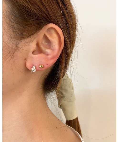 mou（モウ）の「2カラーミニピアス（ピアス（両耳用）・レディース・シルバー/ゴールド・FREE）」の12枚目の写真