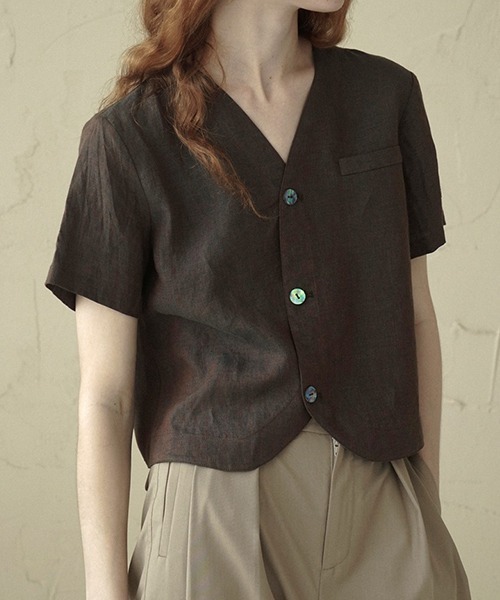 chuclla(チュクラ)の「【LeonoraYang】Linen half-sleeve jacket chw1548(ノーカラージャケット・レディース・ダークブルー/ダークブラウン・S/M/L)」の2枚目の写真