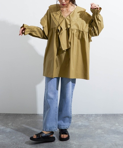 チュニック Lala ワンピース ドレスborn ララボーン のファッション Lalaborn ビッグフリルカラーチュニックミニワンピース チュニック Lala