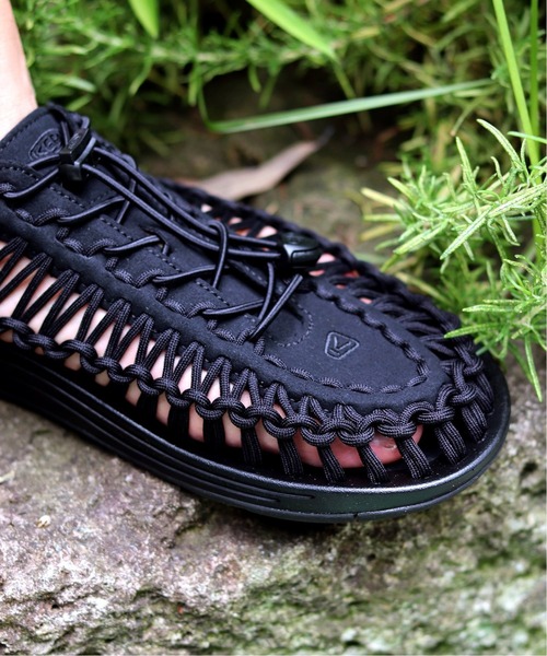 KEEN(キーン)の「【KEEN/キーン】 UNEEK(サンダル・メンズ・ブラック/ベージュ・85/95/100/90/80)」の2枚目の写真