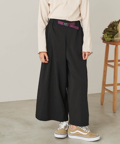 ＆yam（アンドヤム）の「撥水素材　ナイロンストレッチガウチョパンツ（その他パンツ・キッズ・ブラック/ブルー/グリーン・120-130cm/150-160cm/110-120cm/130-140cm/140-150cm）」の2枚目の写真