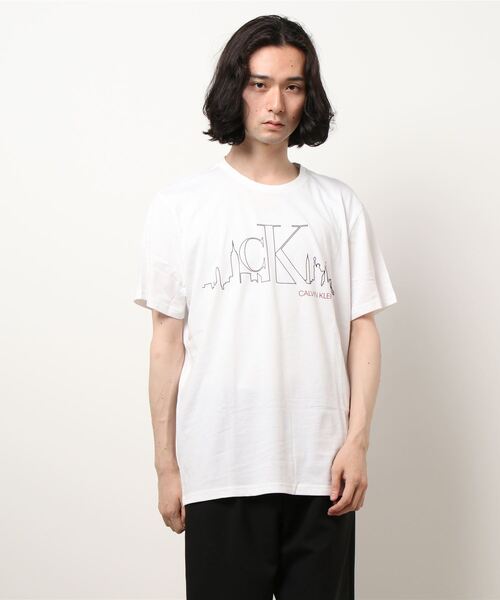 Un Calvin Klein Jeans カルバン クライン 半袖tシャツ Tシャツ カットソー Calvin Klein Jeans カルヴァン クラインジーンズ のファッション通販 Zozotown