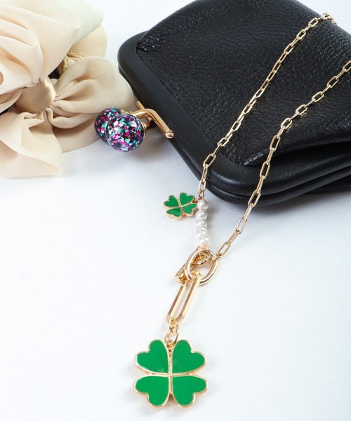 FUNALIVE（ファンアライブ）の「JON フラワーチャームネックレス　スマイル　クローバー　韓国製（ネックレス・メンズ・E/M/F/B/J/C/K/H/D/L/G/A/I/T/S/O/W/N/V/Q/R/U/P・FREE）」の14枚目の写真