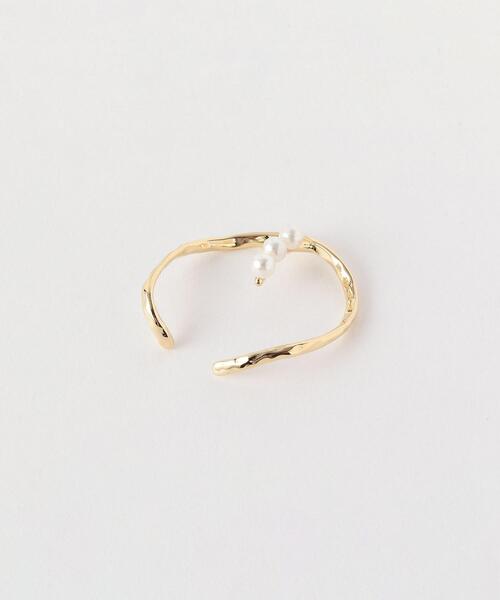 green label relaxing(グリーンレーベルリラクシング)の「フェイクパール & メタルフレーム イヤカフ イヤーカフ(イヤーカフ・レディース・シルバー/ゴールド・FREE)」の3枚目の写真