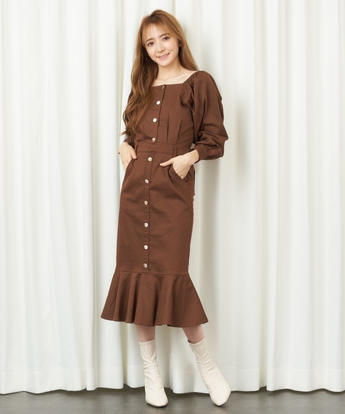 MIIA(ミーア)の「ビジュー付デニムトップス(シャツ/ブラウス・レディース・ブラック/ブラウン/インディゴブルー・FREE)」の12枚目の写真