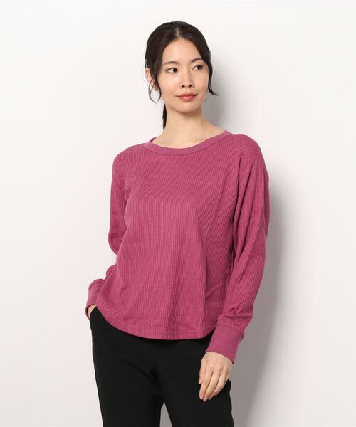 GAP(ギャップ)の「ワッフルニットTシャツ(Tシャツ/カットソー・レディース・カーキ/アイボリー/グレー系その他/ベージュ系その他/レッド系その他/Black・S/M/L/XL/XS/XXS)」の7枚目の写真