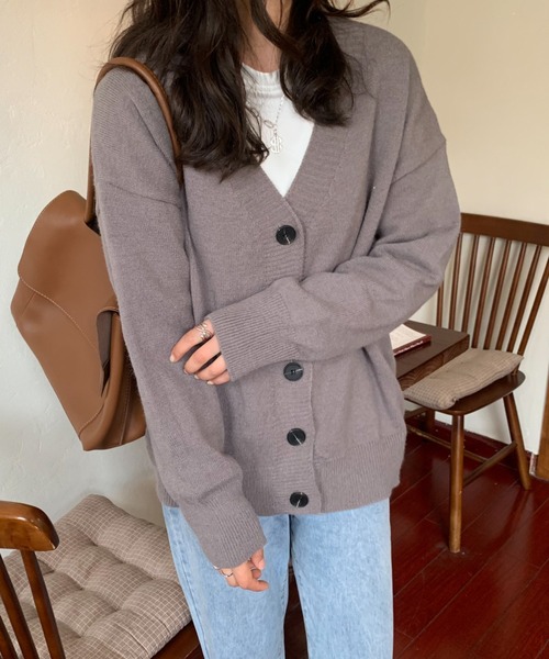 Diosfront（ディオスフロント）の「オーバーサイズVネックカーディガン（カーディガン/ボレロ・レディース・ブラック/チャコールグレー/ブラウン・FREE）」の14枚目の写真