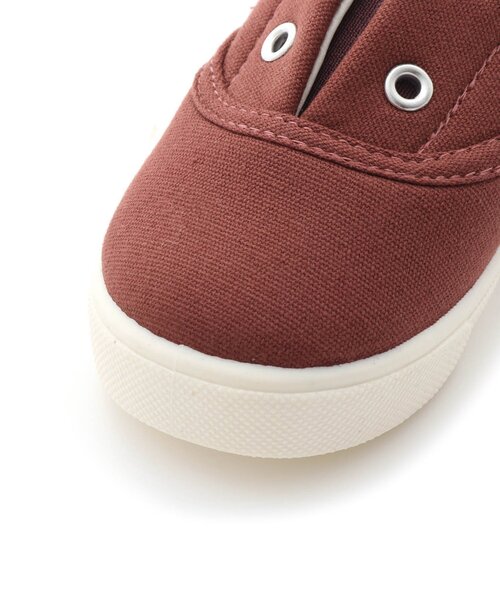 Ampersand（アンパサンド）の「撥水キャンバススニーカー(ベビーサイズ)（スニーカー・キッズ・レッド/チャコール/キャメル/ベージュ/カーキ/イエロー・13/15 /14）」の16枚目の写真