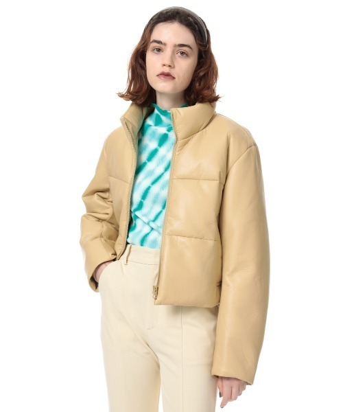 SLY（スライ）の「VEGAN LEATHER PUFFER JK ビーガンレザー ジャケット（ブルゾン・レディース・ライトグリーン/ライトベージュ・FREE）」の2枚目の写真