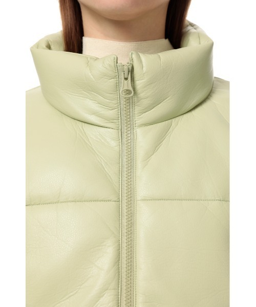 SLY（スライ）の「VEGAN LEATHER PUFFER JK ビーガンレザー ジャケット（ブルゾン・レディース・ライトグリーン/ライトベージュ・FREE）」の18枚目の写真