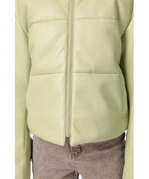 SLY（スライ）の「VEGAN LEATHER PUFFER JK ビーガンレザー ジャケット（ブルゾン・レディース・ライトグリーン/ライトベージュ・FREE）」の12枚目の写真