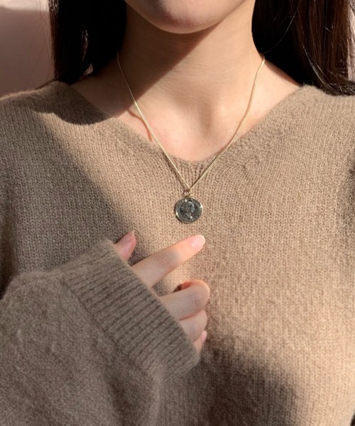 CEMONEMO（セモネモ）の「エリザベス コイン ペンダント ネックレス（ネックレス・レディース・ゴールド/シルバー・FREE）」の5枚目の写真