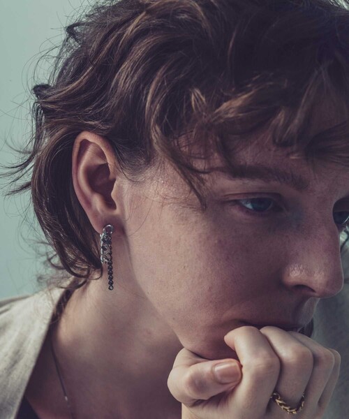 and cloud(アンドクラウド)の「Gradation Long Pierce M / Single(ピアス(片耳用)・レディース・シルバー/シルバー系その他/イエローゴールド/ゴールド系その他・FREE)」の5枚目の写真