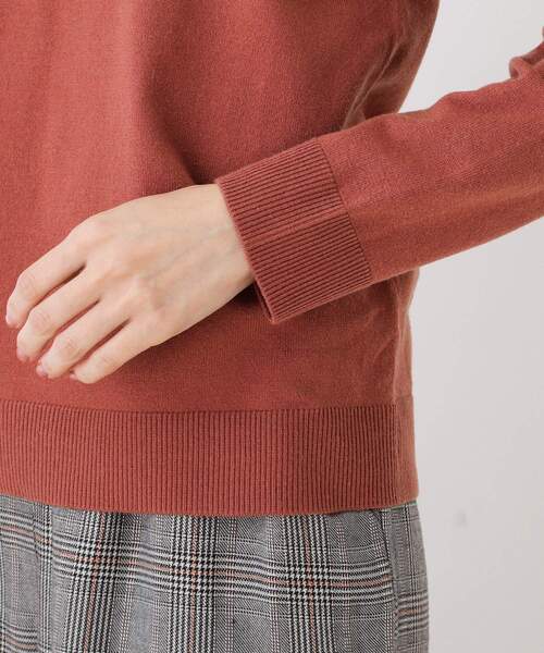 SHOO・LA・RUE(シューラルー)の「◆ちくちくしにくい!ベーシックなモックネックニット(ニット/セーター・レディース・ブラック/アイボリー/ピンク系その他/ベージュ系その他2・02/03/04/05)」の19枚目の写真