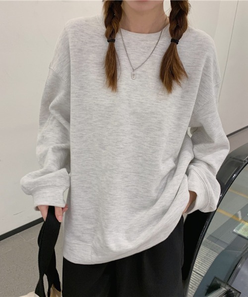 yuue' ( wear )（ユーイ）の「シンプル プルオーバー ロングスリーブスウェット（スウェット・レディース・グレー/ライトベージュ/ライトブルー・M/L/XL）」の2枚目の写真