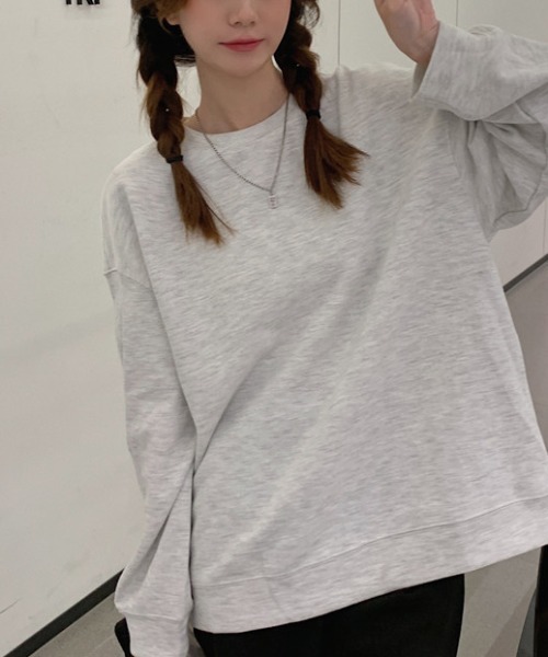 yuue' ( wear )（ユーイ）の「シンプル プルオーバー ロングスリーブスウェット（スウェット・レディース・グレー/ライトベージュ/ライトブルー・M/L/XL）」の12枚目の写真