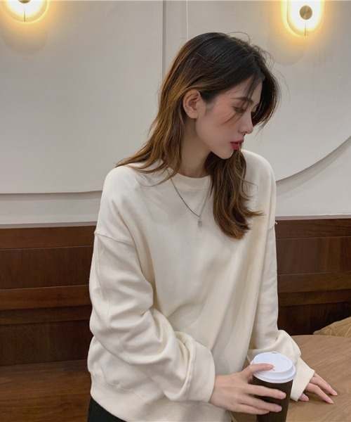 yuue' ( wear )（ユーイ）の「シンプル プルオーバー ロングスリーブスウェット（スウェット・レディース・グレー/ライトベージュ/ライトブルー・M/L/XL）」の9枚目の写真