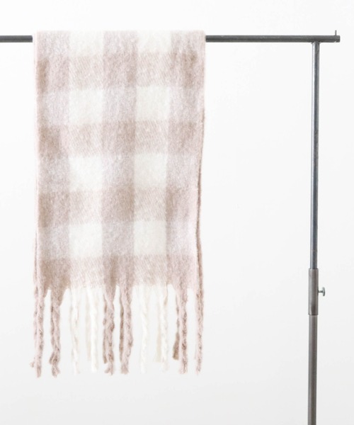 Cheek（チーク）の「大判チェックフリンジマフラー（マフラー・レディース・ブラック/ベージュ/ブラウン・MEDIUM）」の15枚目の写真