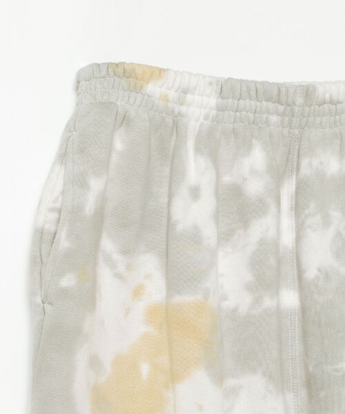Ray BEAMS（レイビームス）の「Available Today × Ray BEAMS / 別注 TieDye スウェット パンツ（その他パンツ・レディース・ブルー/ベージュ・ONE SIZE）」の4枚目の写真