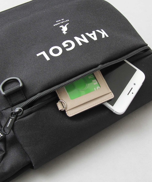 KANGOL（カンゴール）の「ロゴプリント ポリエステル フラップ ショルダーバッグ（ショルダーバッグ・メンズ・ブラック・FREE）」の7枚目の写真