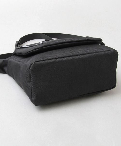 KANGOL（カンゴール）の「ロゴプリント ポリエステル フラップ ショルダーバッグ（ショルダーバッグ・メンズ・ブラック・FREE）」の18枚目の写真