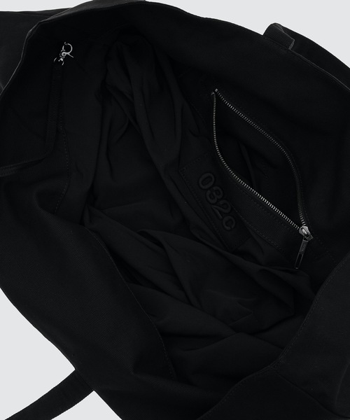 032c（ゼロスリーツーシー）の「WEEKEND BAG（トートバッグ・メンズ・ブラック・ONE SIZE）」の5枚目の写真